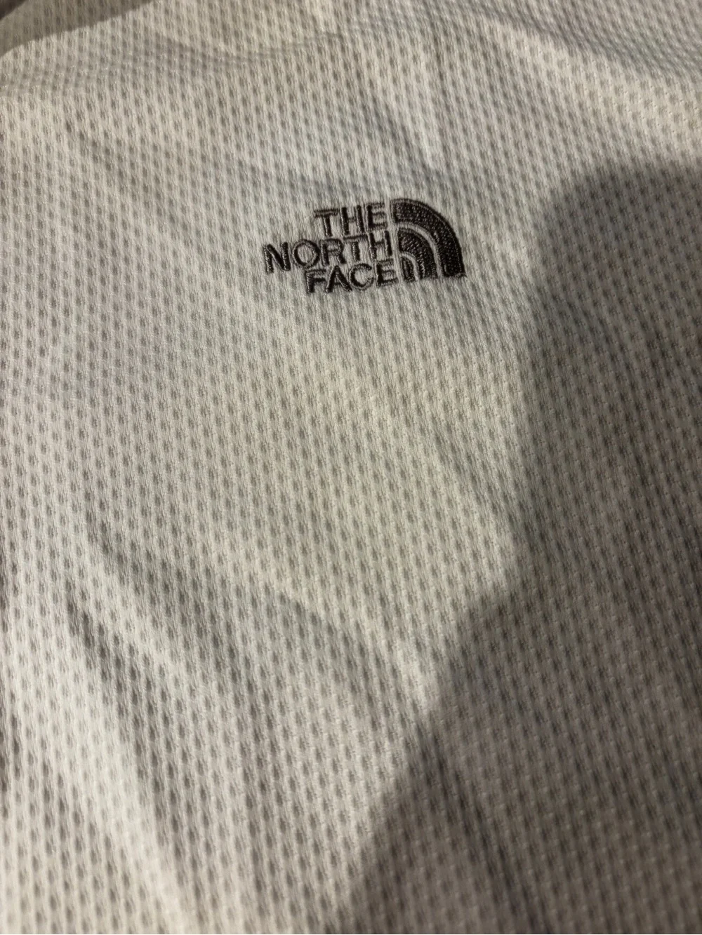 The North Face Men’s vapor weave White Half-Zip Performance Polo xl never worn